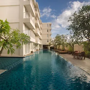 https://paragon-ayola-seminyak-bali.hotelsseminyak.net